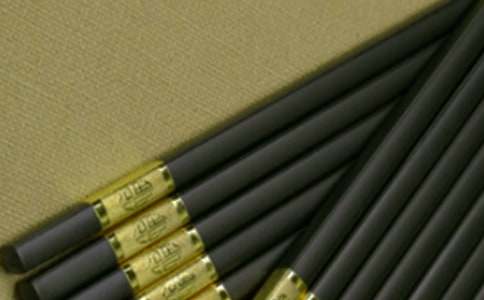 �μ�һ˫����