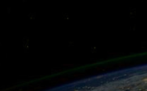 梦见上太空