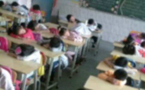 宝宝午休到底睡多久好呢