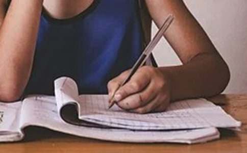 �����˵�������ѡ4ƪ