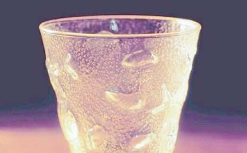 梦见周公解梦梦见杯子