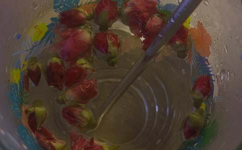 孕妇能不能喝菊花茶呢