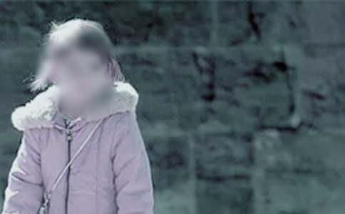 �μ�Ů������