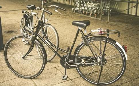 �μ����������г�