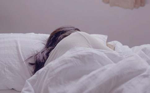 梦见做梦梦见仇人哭